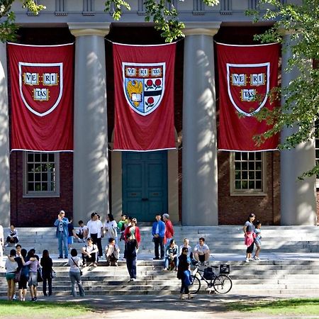 4 Bedroom Condo At Harvard Square And Harvard University ケンブリッジ エクステリア 写真